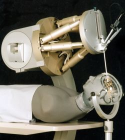 The M-850 hexapod as a medical robot
